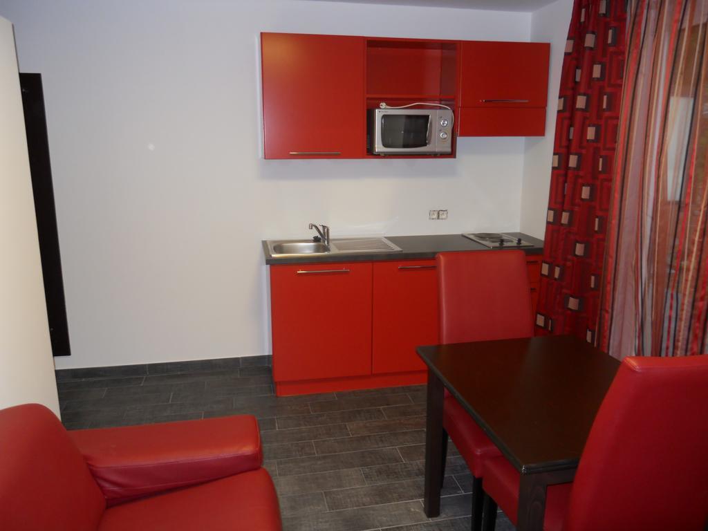 Apparthotel Belle Vue Ла-Лув'єр Екстер'єр фото